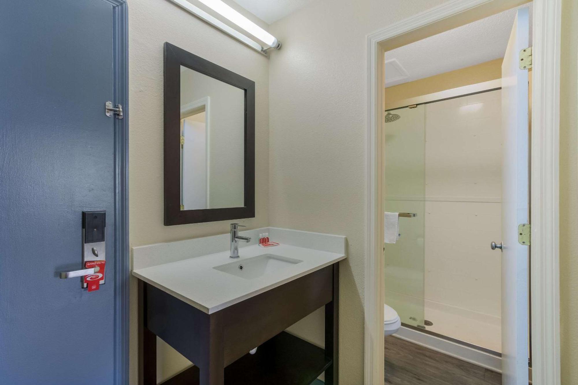 Econo Lodge Cherry Point Havelock Eksteriør billede